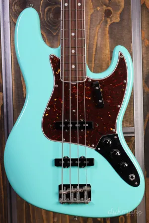 Fender American Vintage II 1966 Jazz Bass