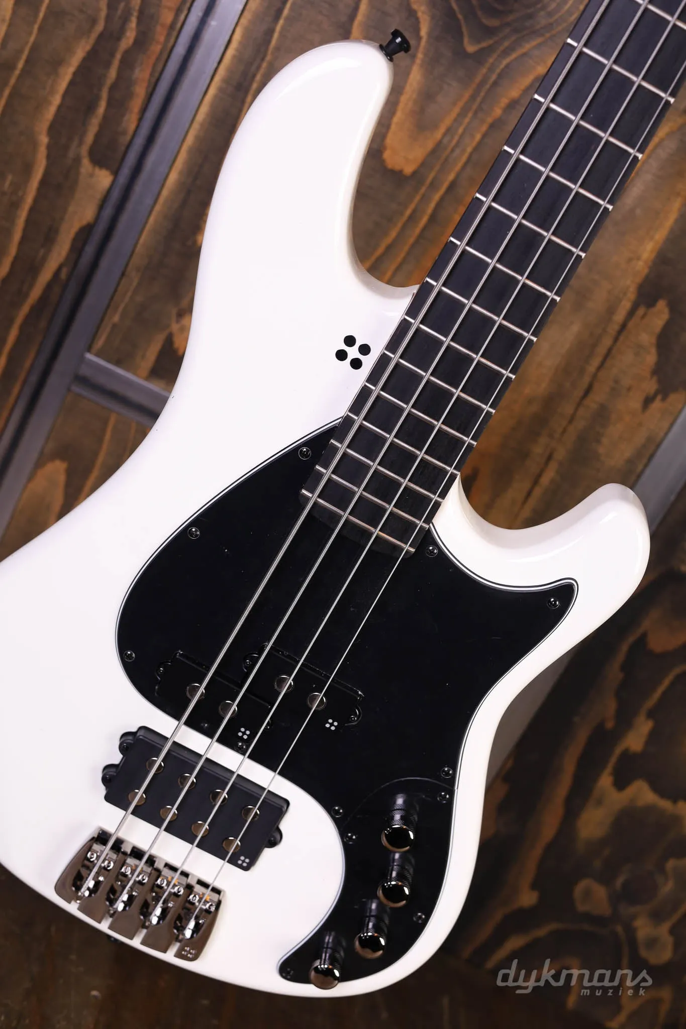 Sandberg California VM Virgin White High Gloss